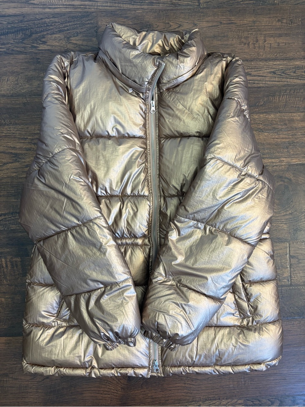 Amazon Essentials Metallic Bronze Puffer Coat Large